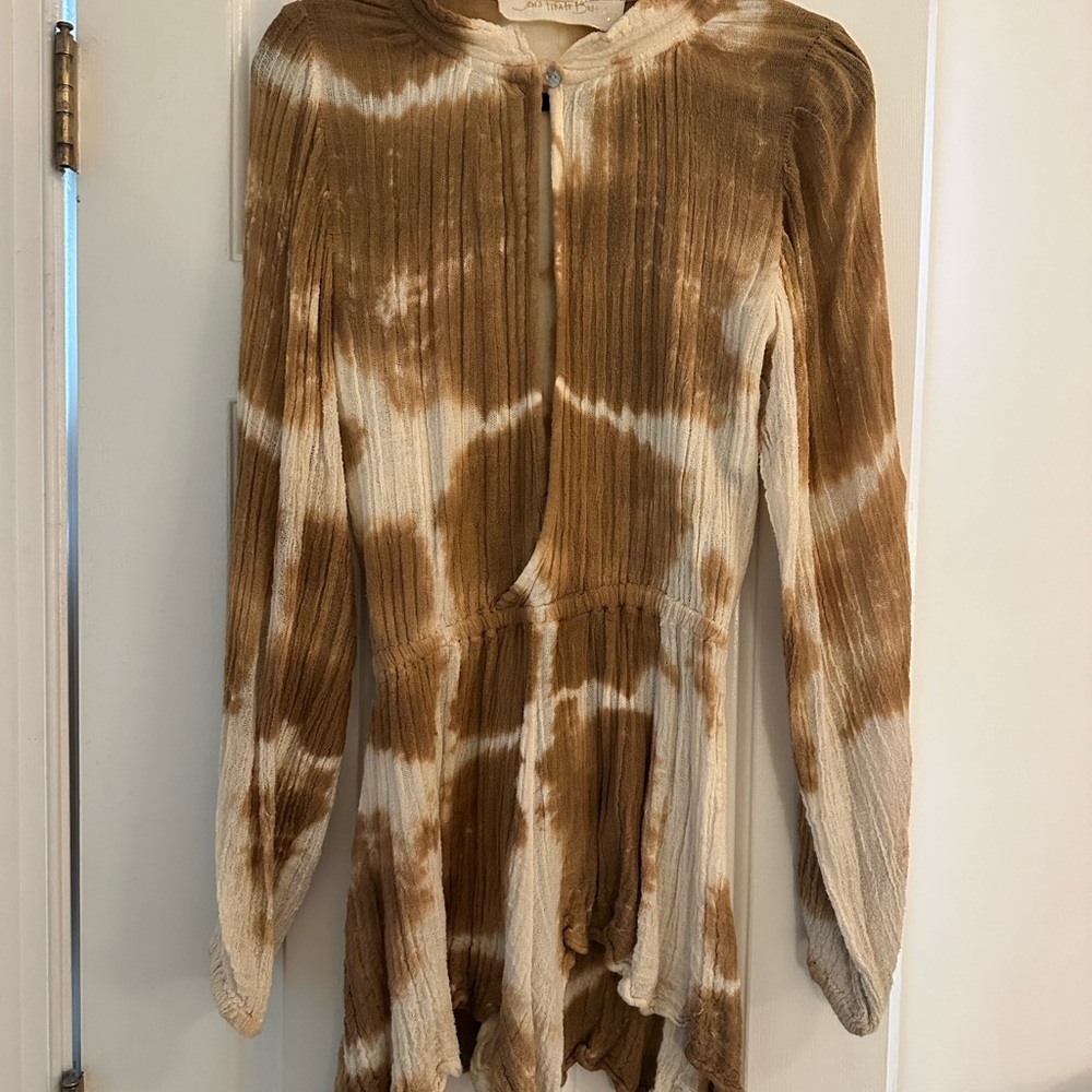 Jen's Pirate Booty Ribbed Button-Front Tunic in Brown & Cream Tie-Dye